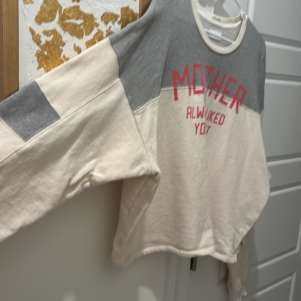 Mother Large light weight sweater - Picture 4 of 5